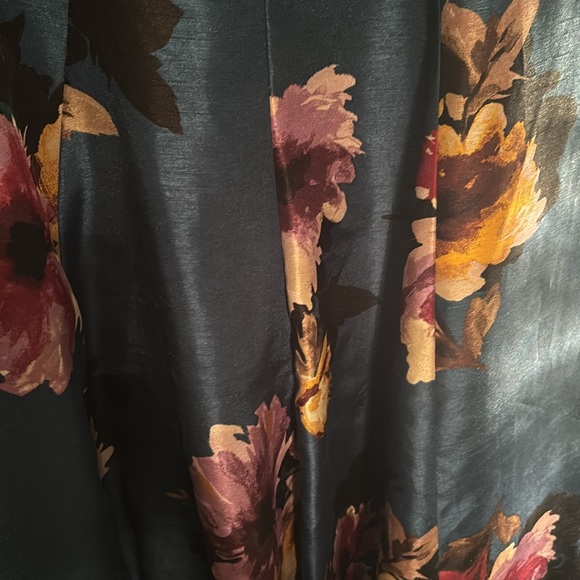 Floral Dress - Picture 2 of 10